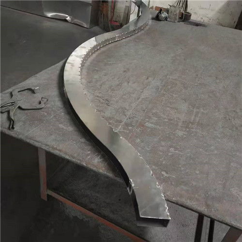 鋁方通類建材產(chǎn)品所變的魔術(shù)